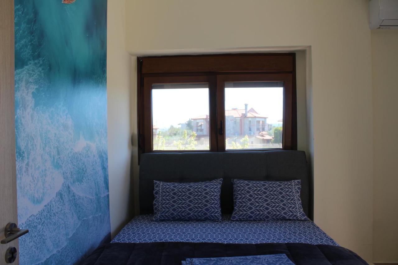 Petra Villa Афитос Екстериор снимка