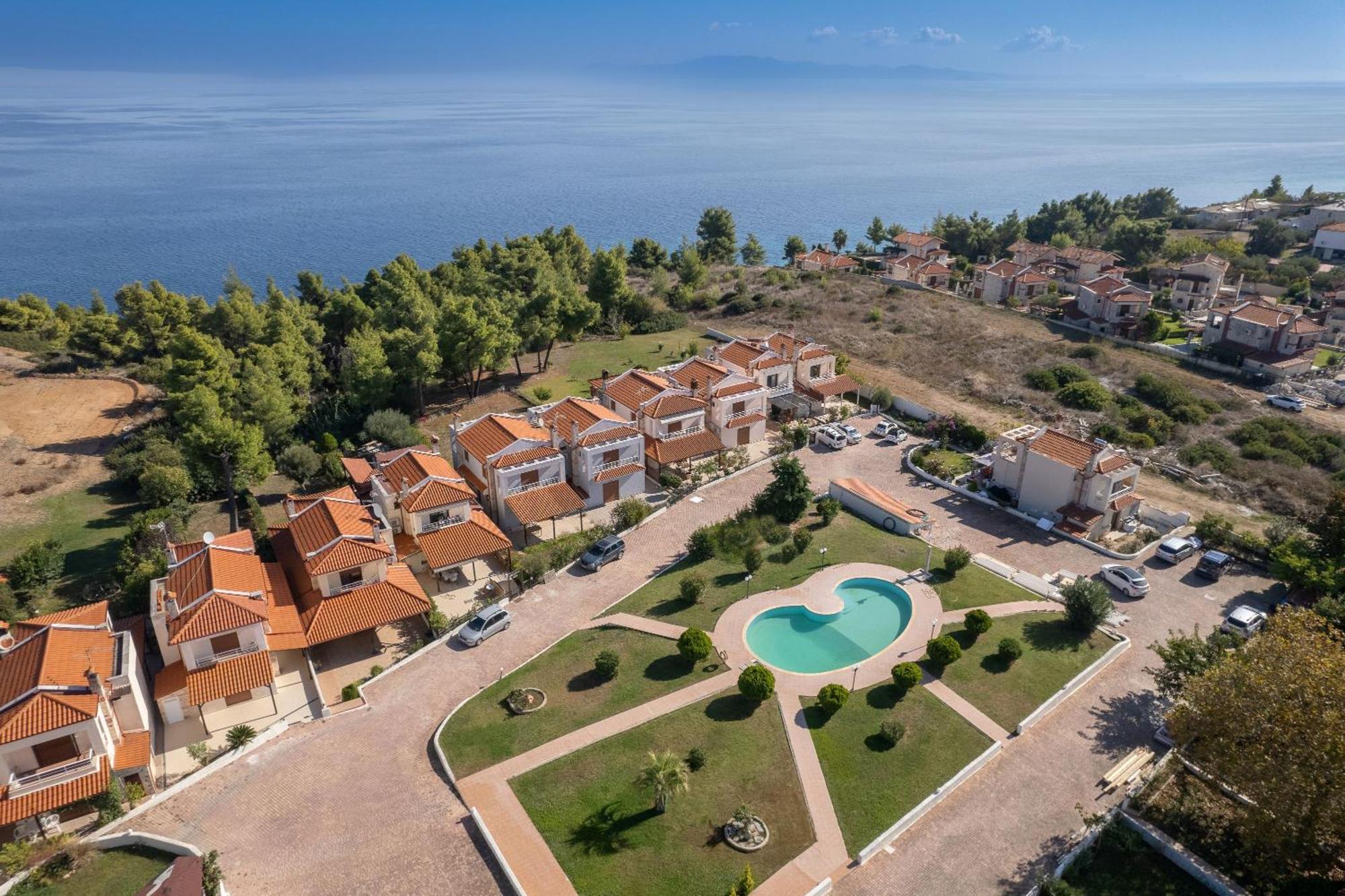 Petra Villa Афитос Екстериор снимка