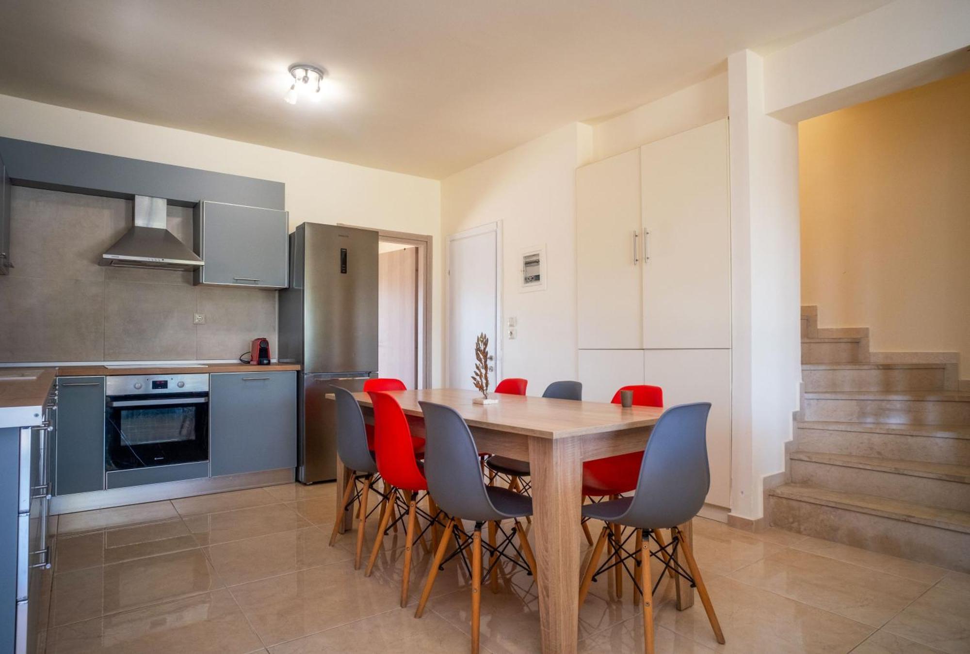 Petra Villa Афитос Екстериор снимка